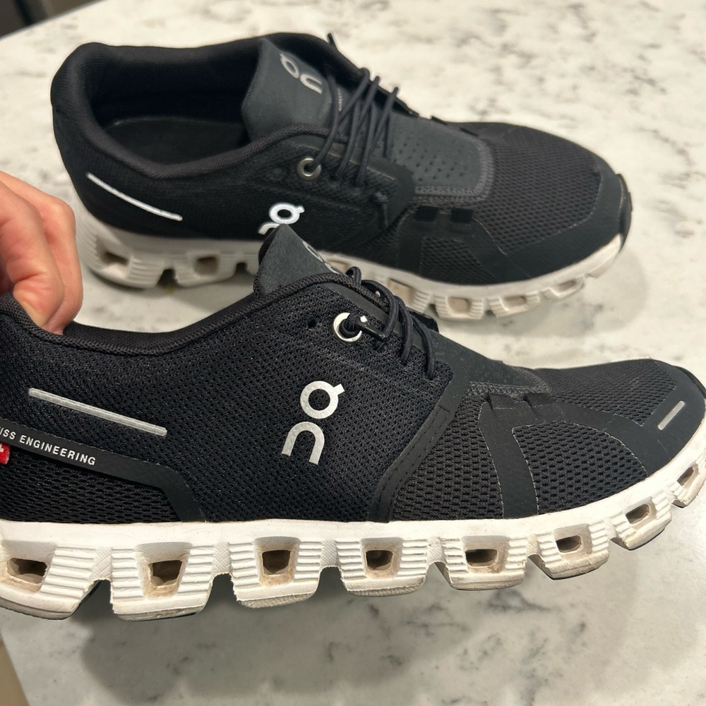 On Running Men's Black and White Sneakers - Picture 2 of 3